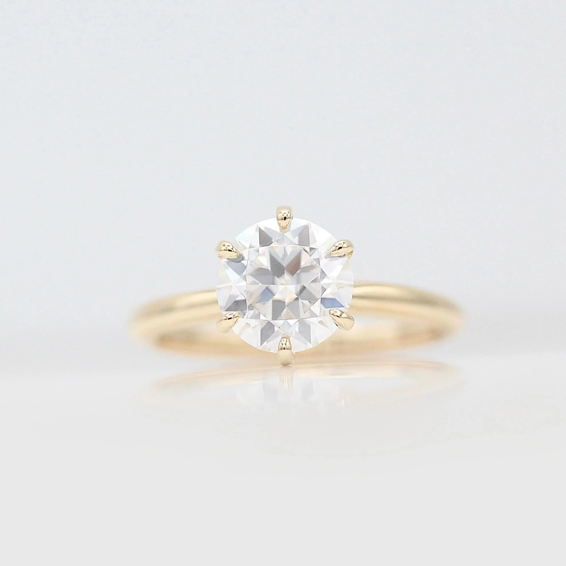 The Audrey Ring in Yellow Gold with 2ct Moissanite