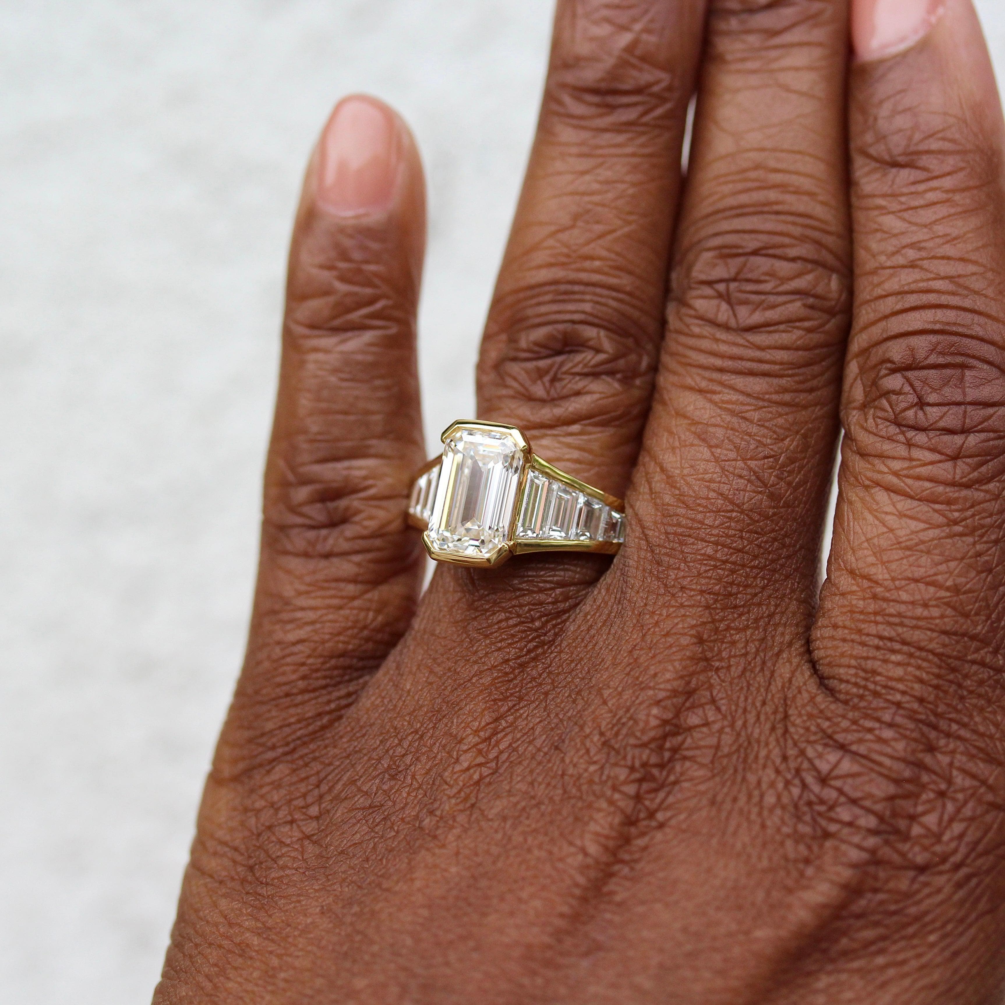The Daphne Ring in 18k Yellow Gold with 3.04ct Lab-Grown Diamond - Image 6