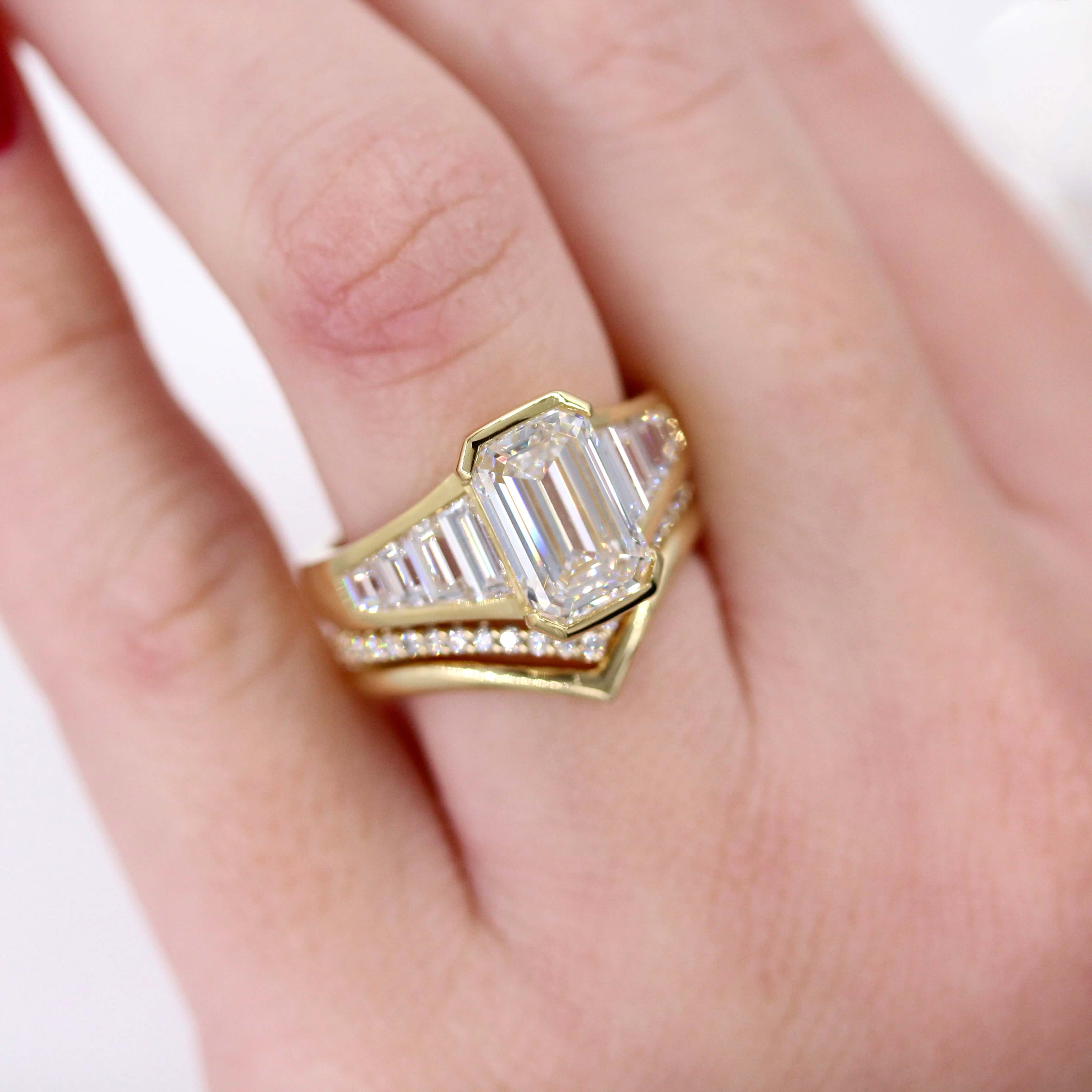 The Daphne Ring in 18k Yellow Gold with 3.04ct Lab-Grown Diamond - Image 10