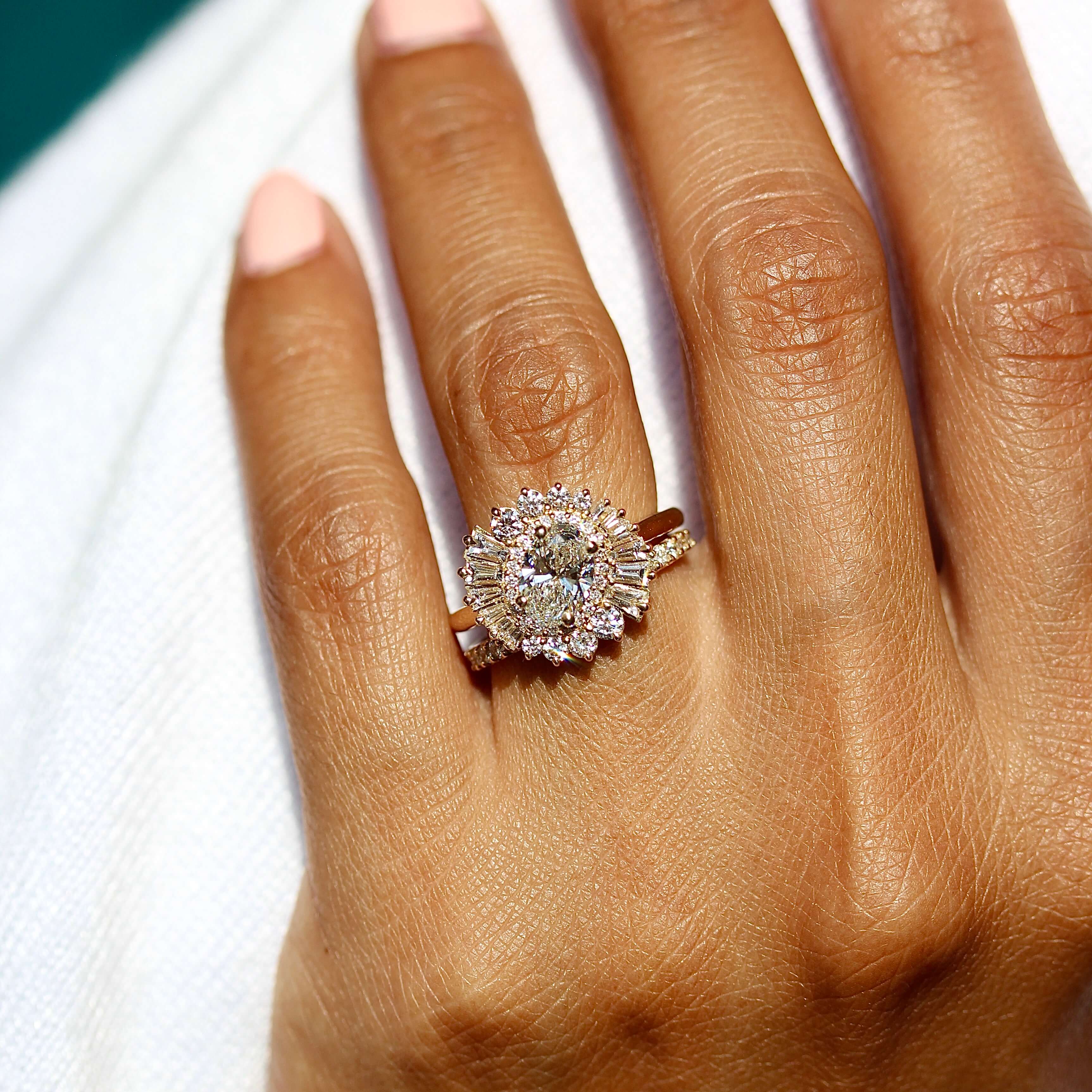 The Elizabeth Wedding Band - Image 7