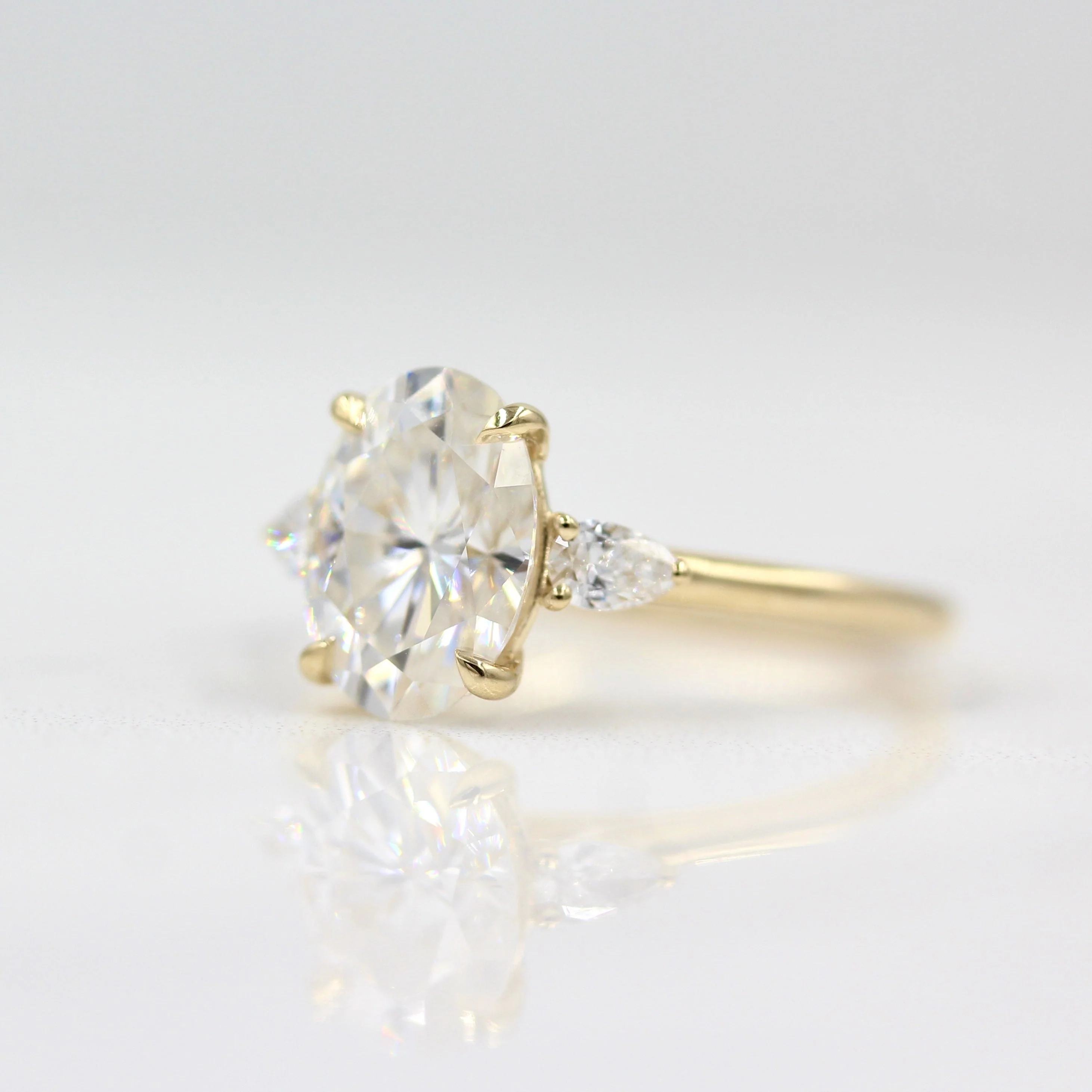 The Emery Ring in Yellow Gold with 2ct Moissanite - Image 3