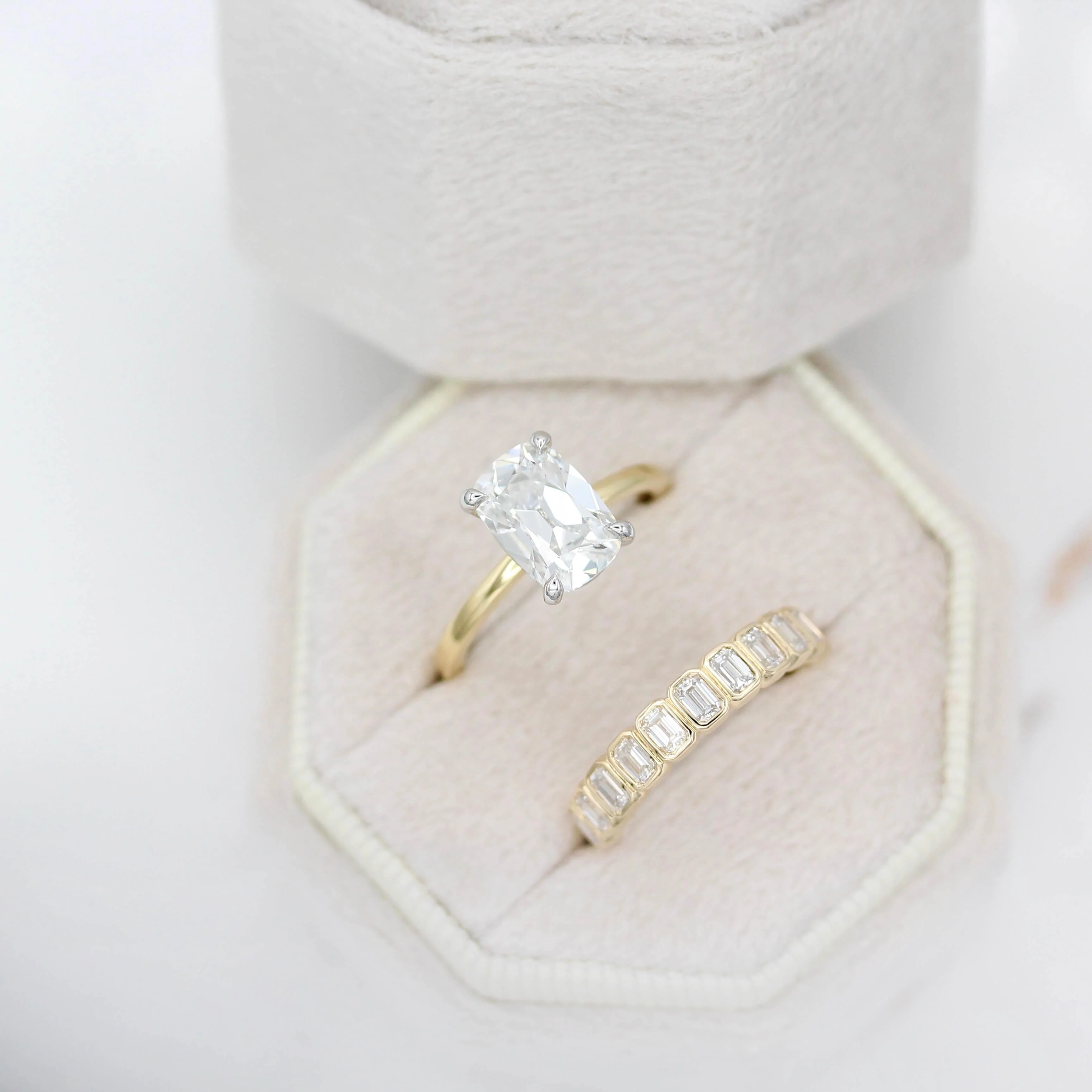 The Eri Ring in 18k Yellow Gold and Platinum with 2.5ct Old Mine Cut Lab-Grown Diamond - Image 7