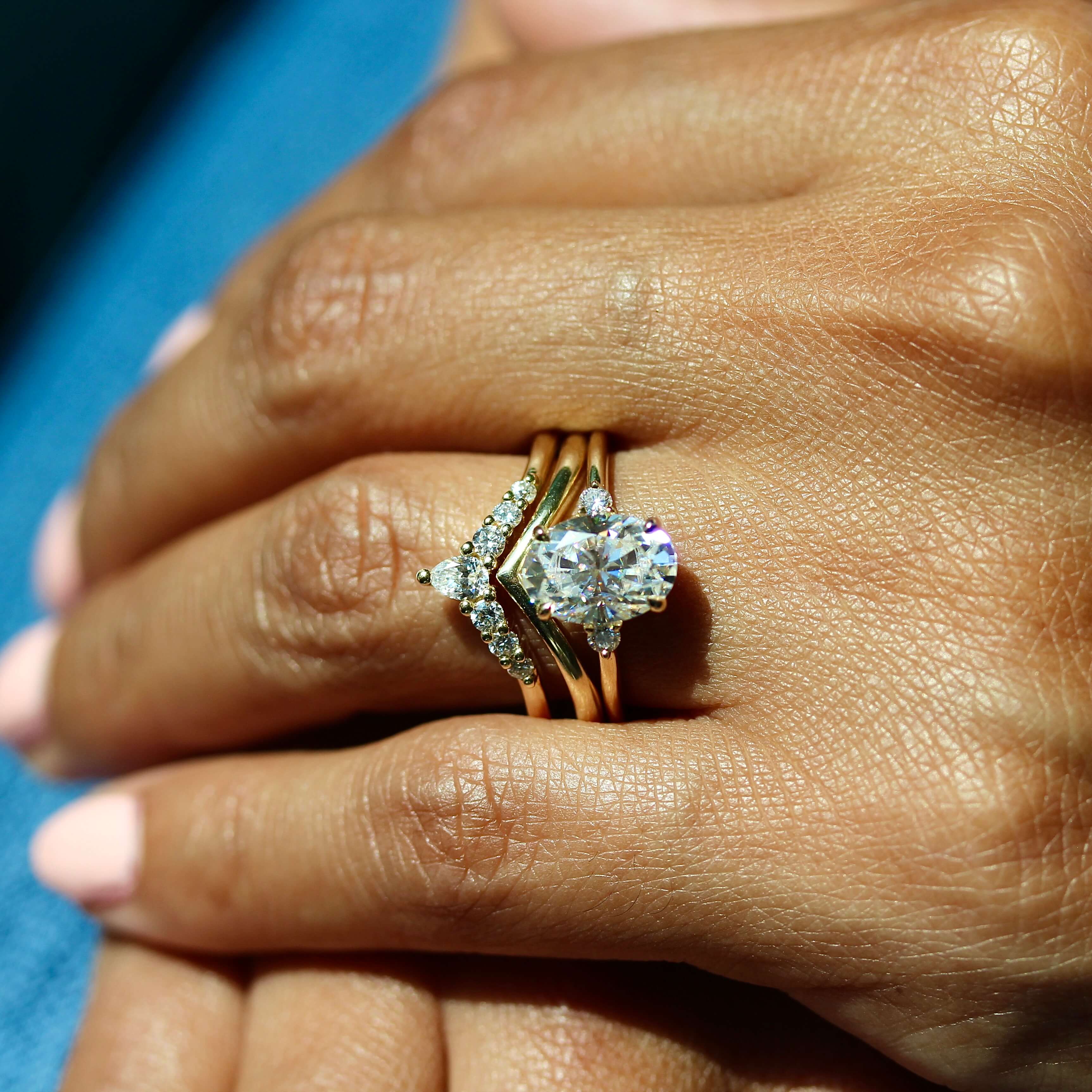 The Esme Ring (Oval) in Yellow Gold with 2ct Moissanite - Image 7