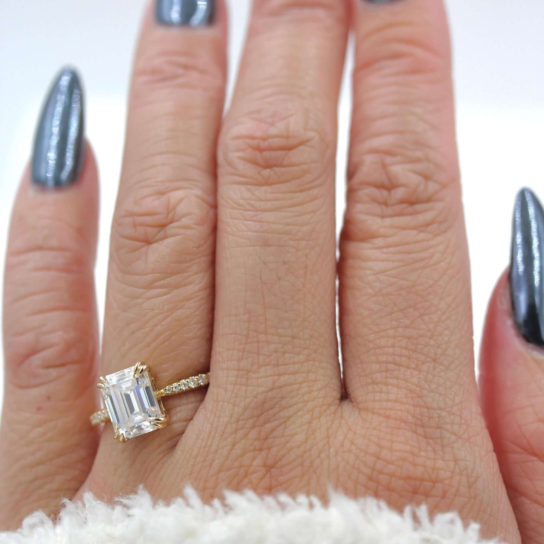 The Grace Ring (Emerald) in Yellow Gold with 2.5ct Moissanite - Image 7