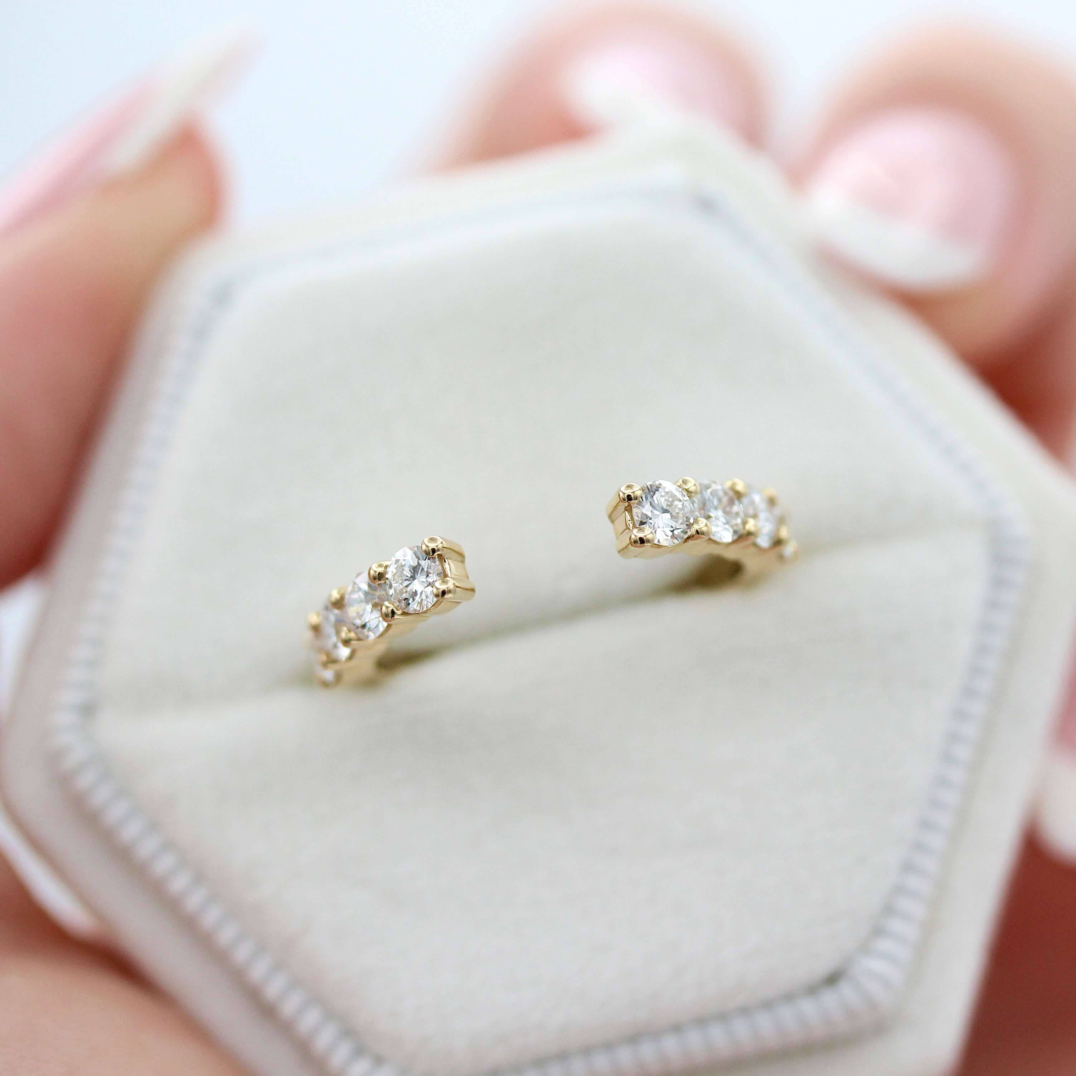 The Lexington Open Wedding Band in Yellow Gold - Image 9