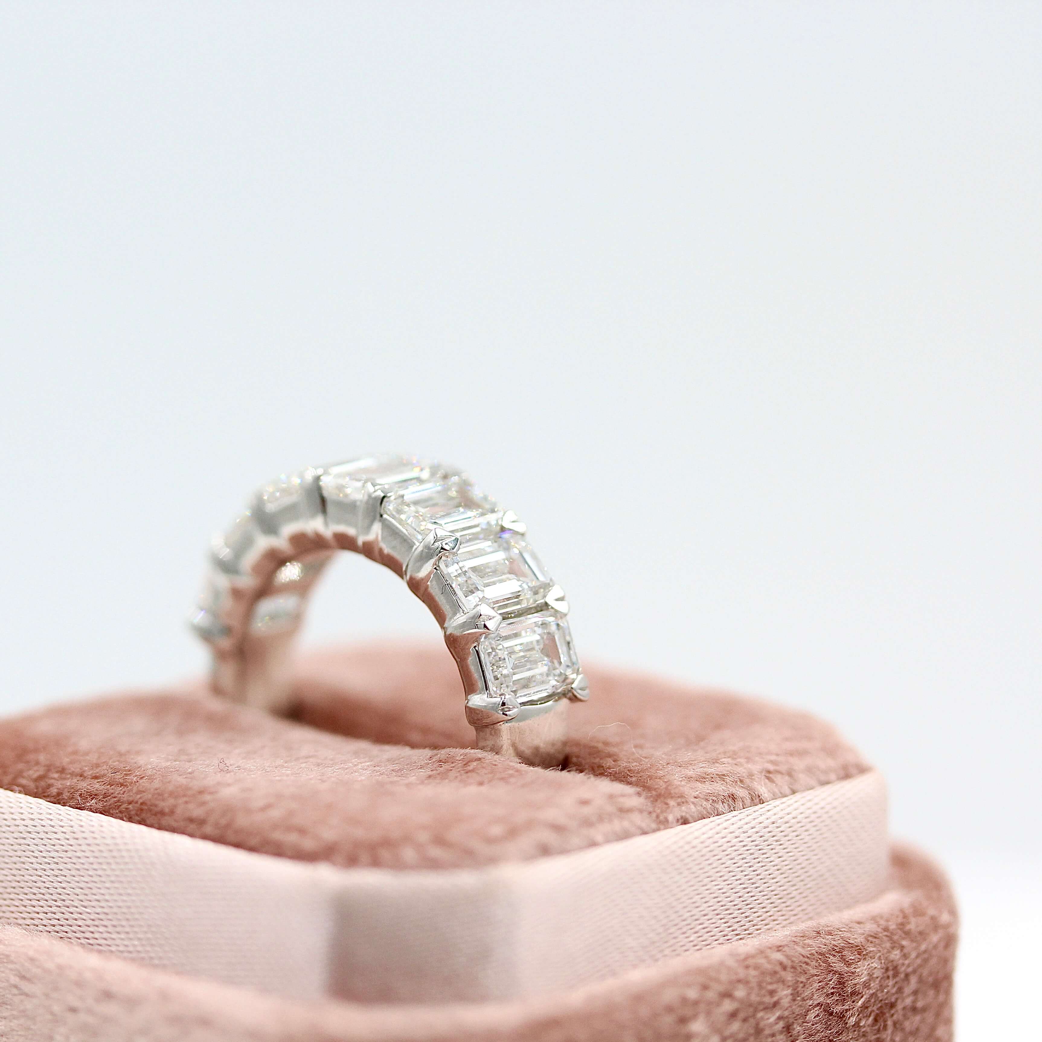 The Rebecca Wedding Band in White Gold - Image 4