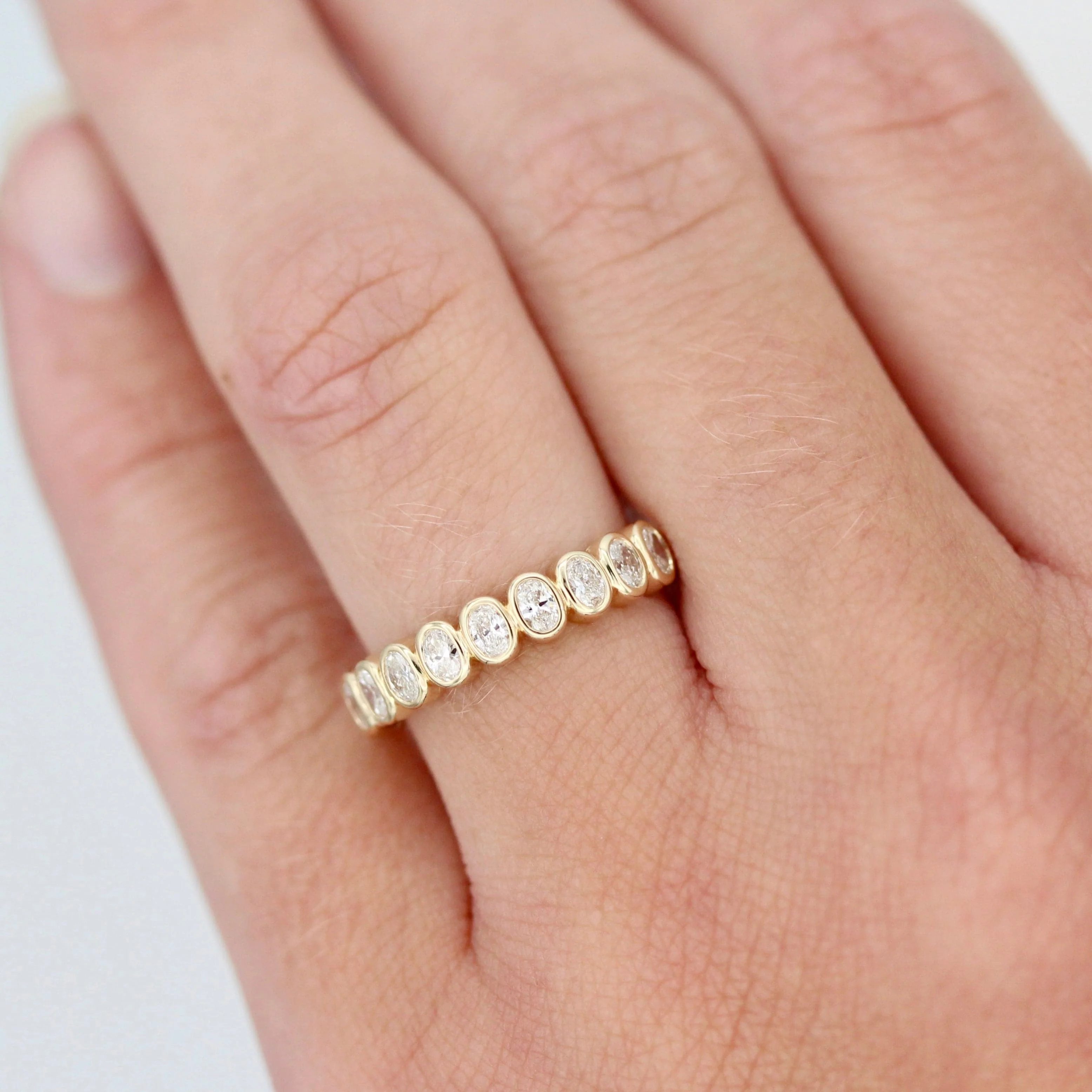 The Sammy Wedding Band (Oval) - Image 2