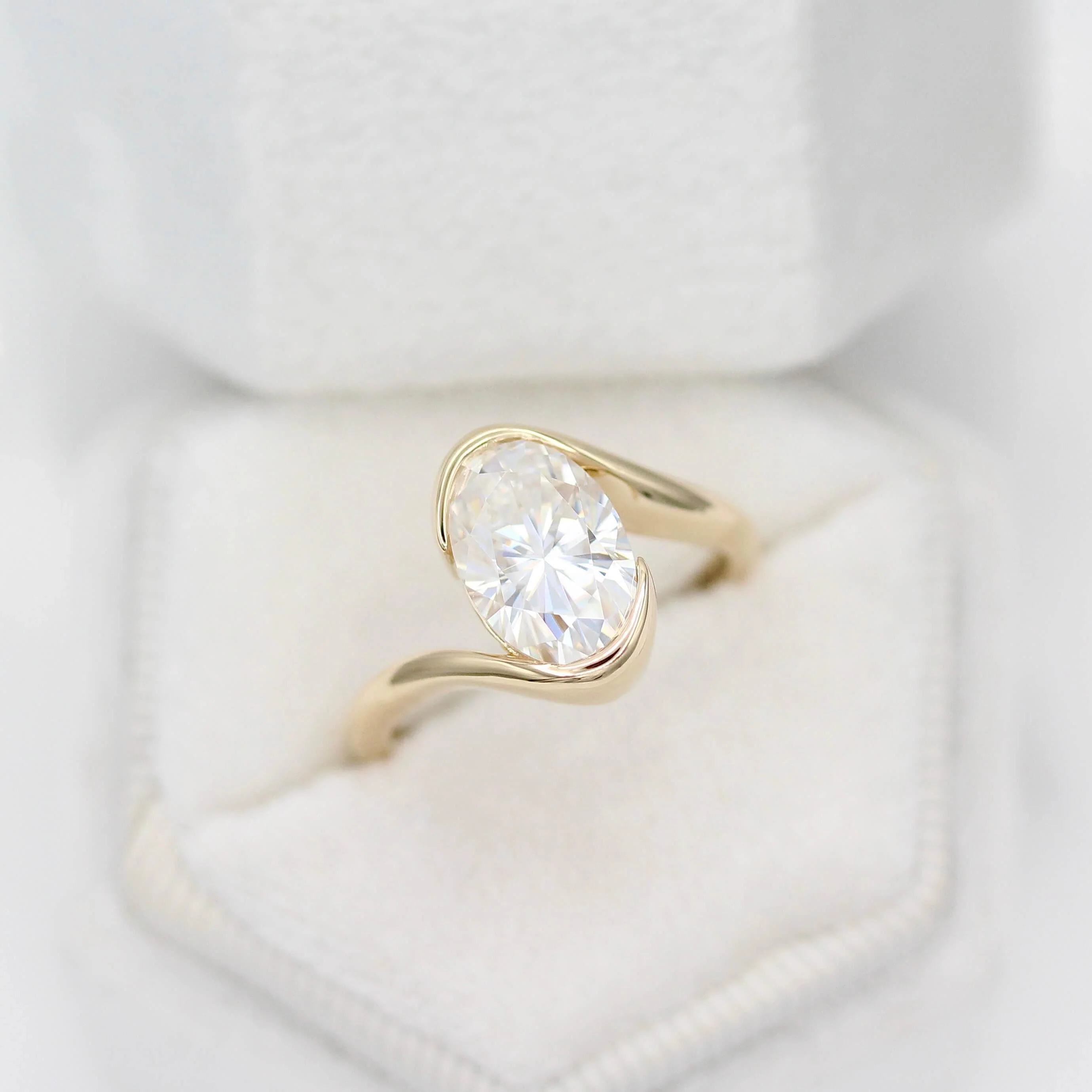 The Sienna Engagement Ring (Oval) - Image 10