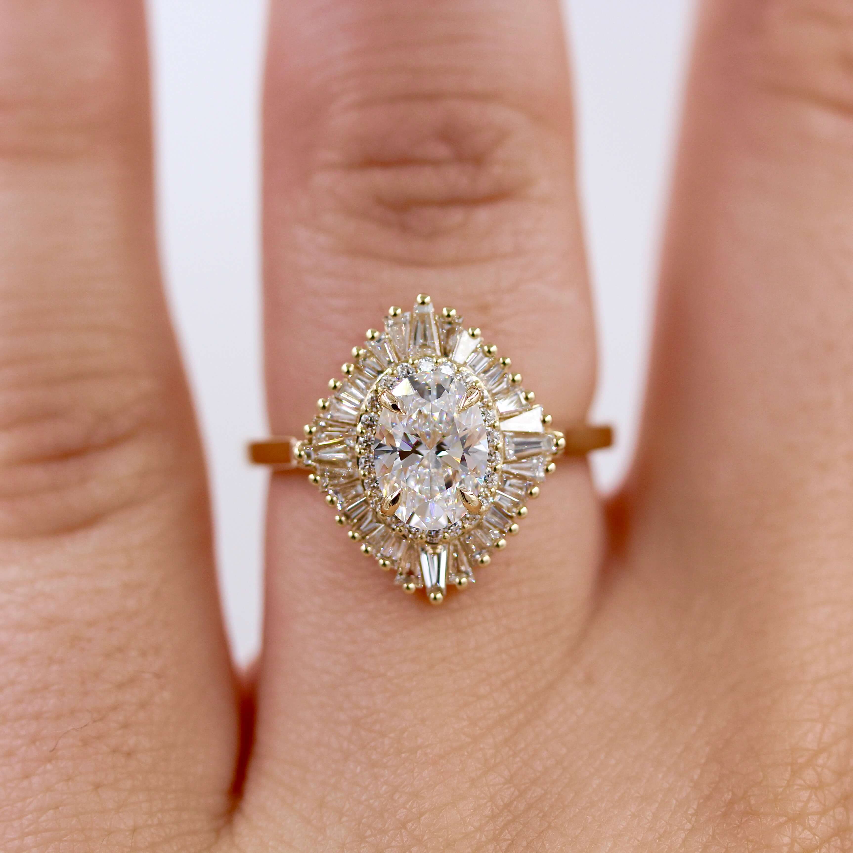 The Sojourner Ring in Yellow Gold with 1.06ct Lab-grown Diamond - Image 2