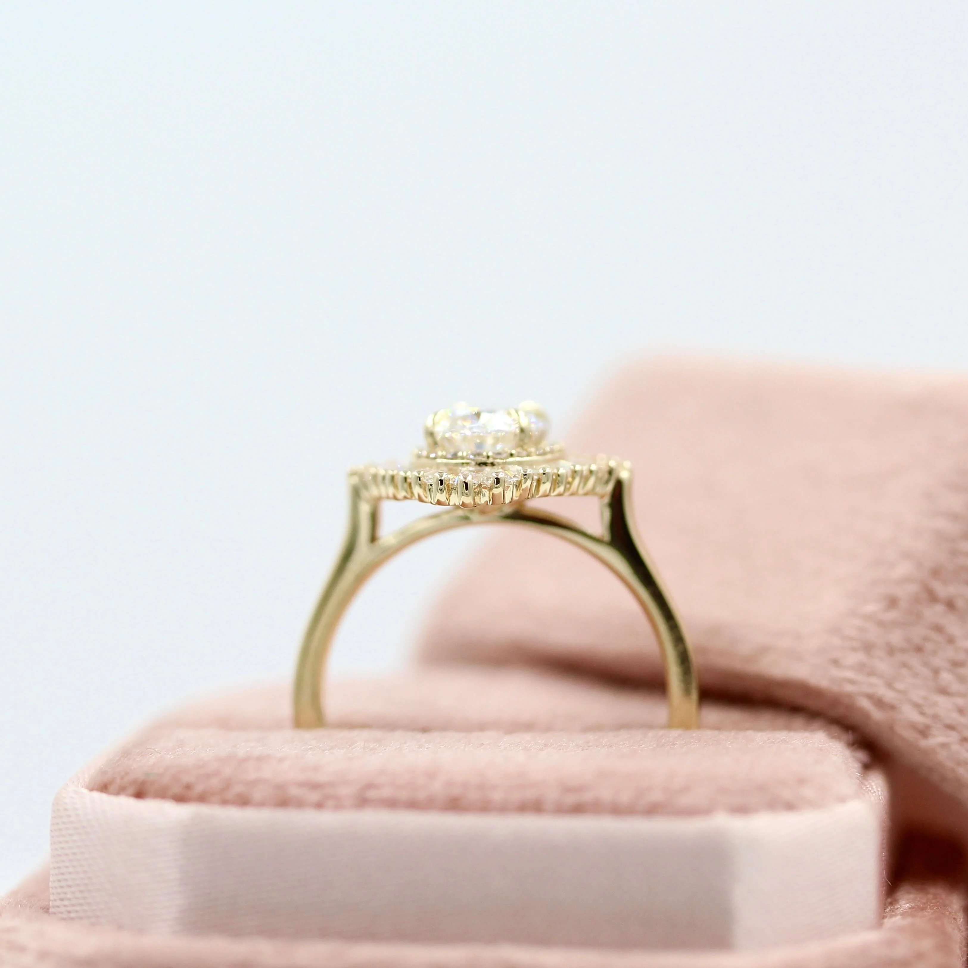 The Sojourner Ring in Yellow Gold with 1.06ct Lab-grown Diamond - Image 4