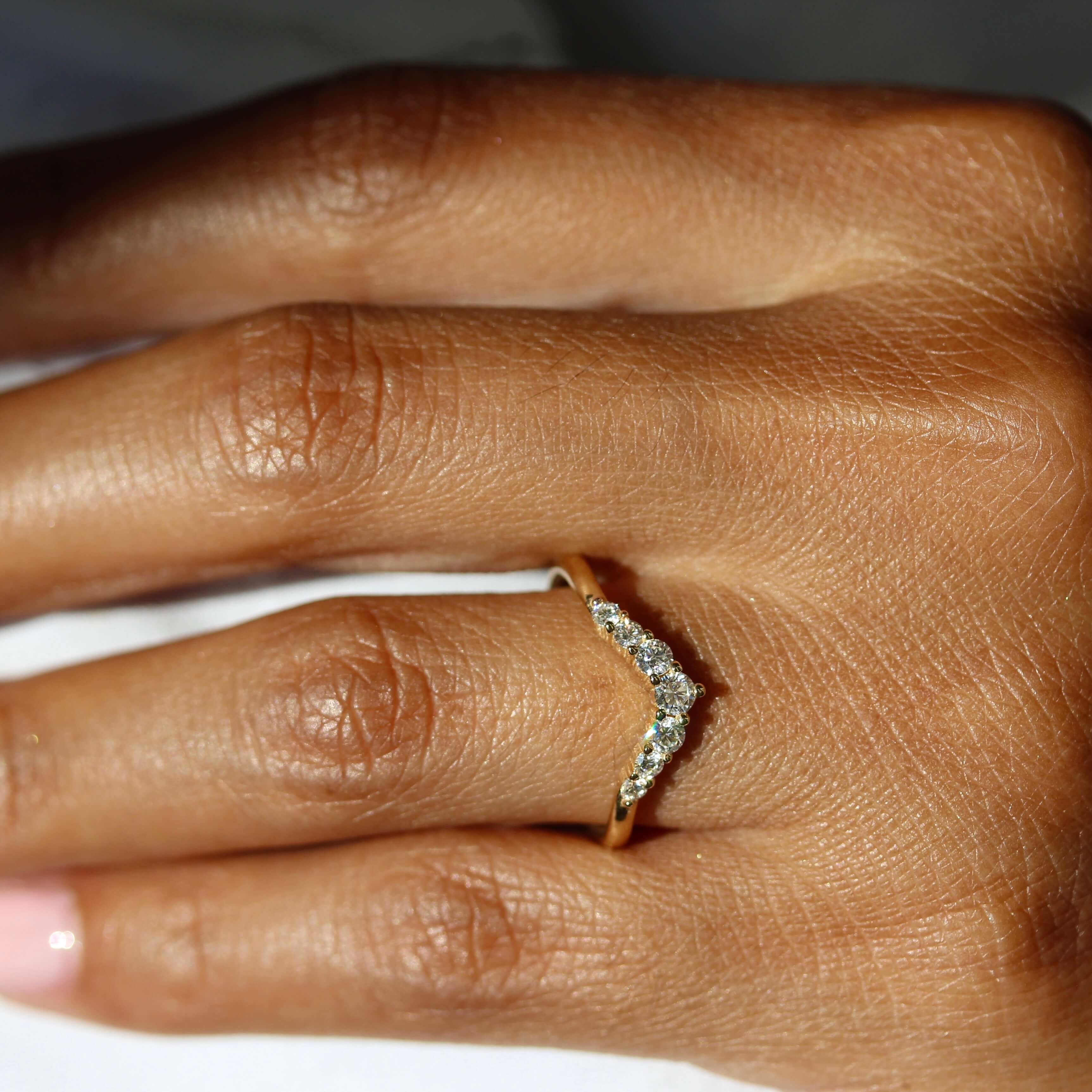 The Tiara Wedding Band in Yellow Gold - Image 2