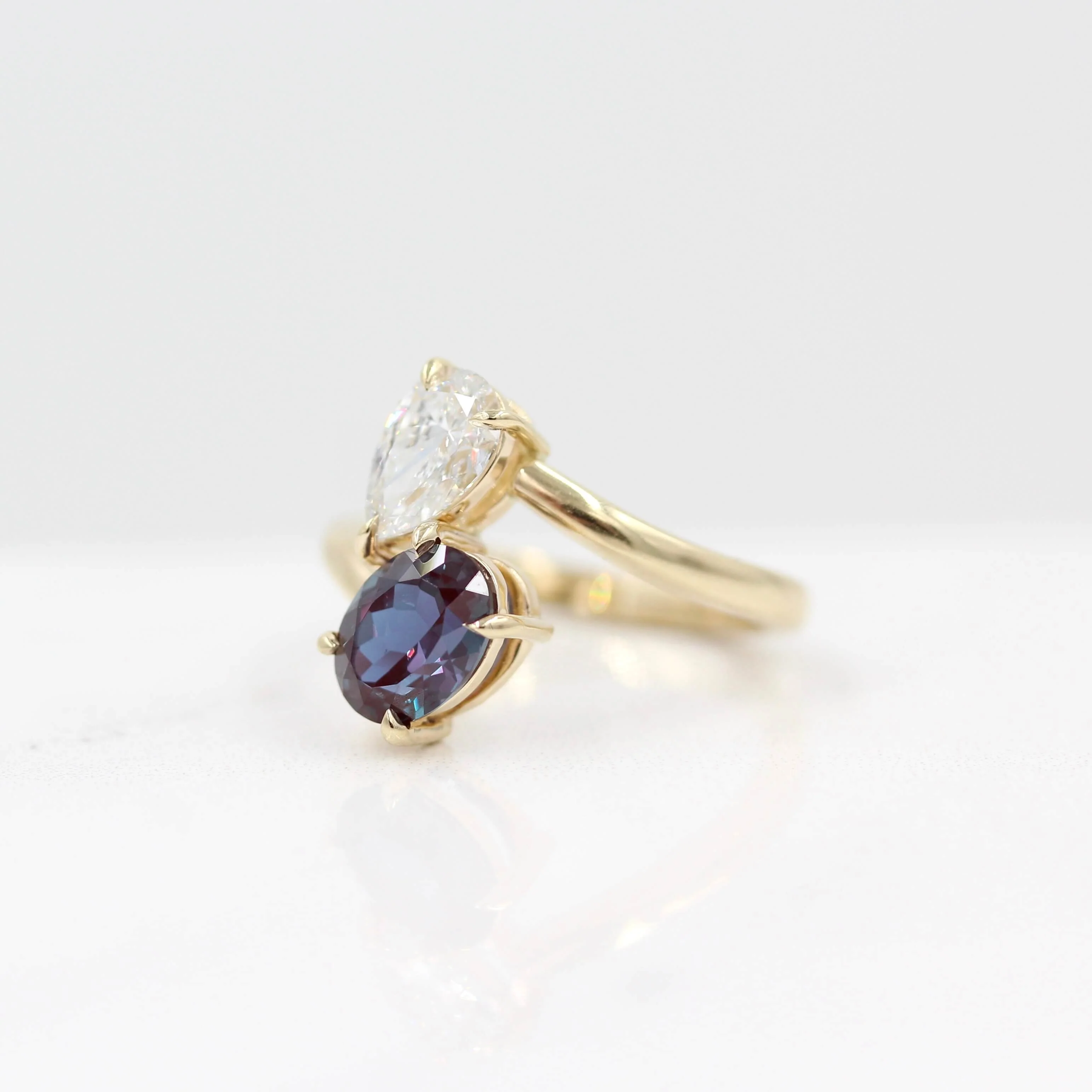 The Toi et Moi Alexandrite Bypass Ring - Image 3