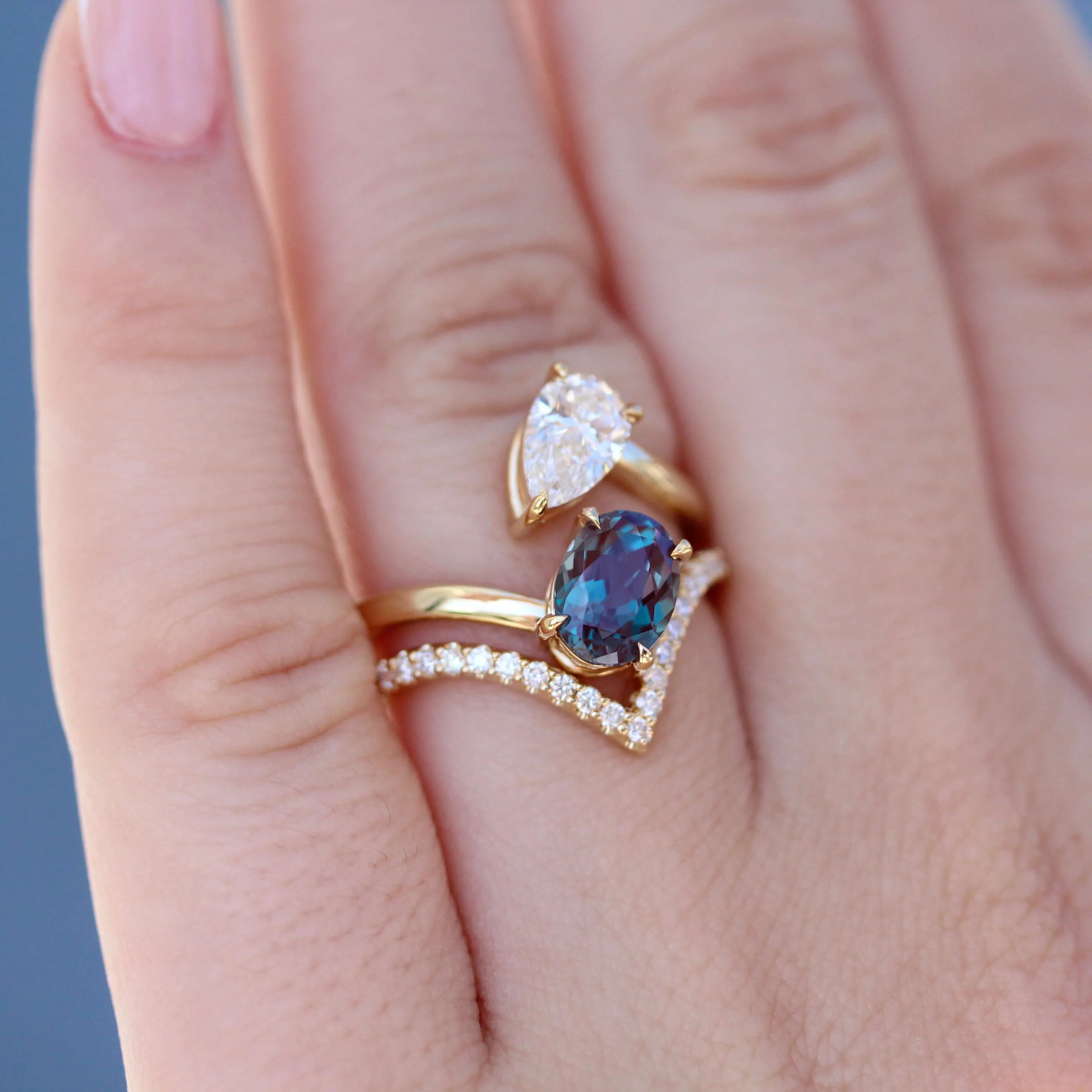 The Toi et Moi Alexandrite Bypass Ring - Image 6
